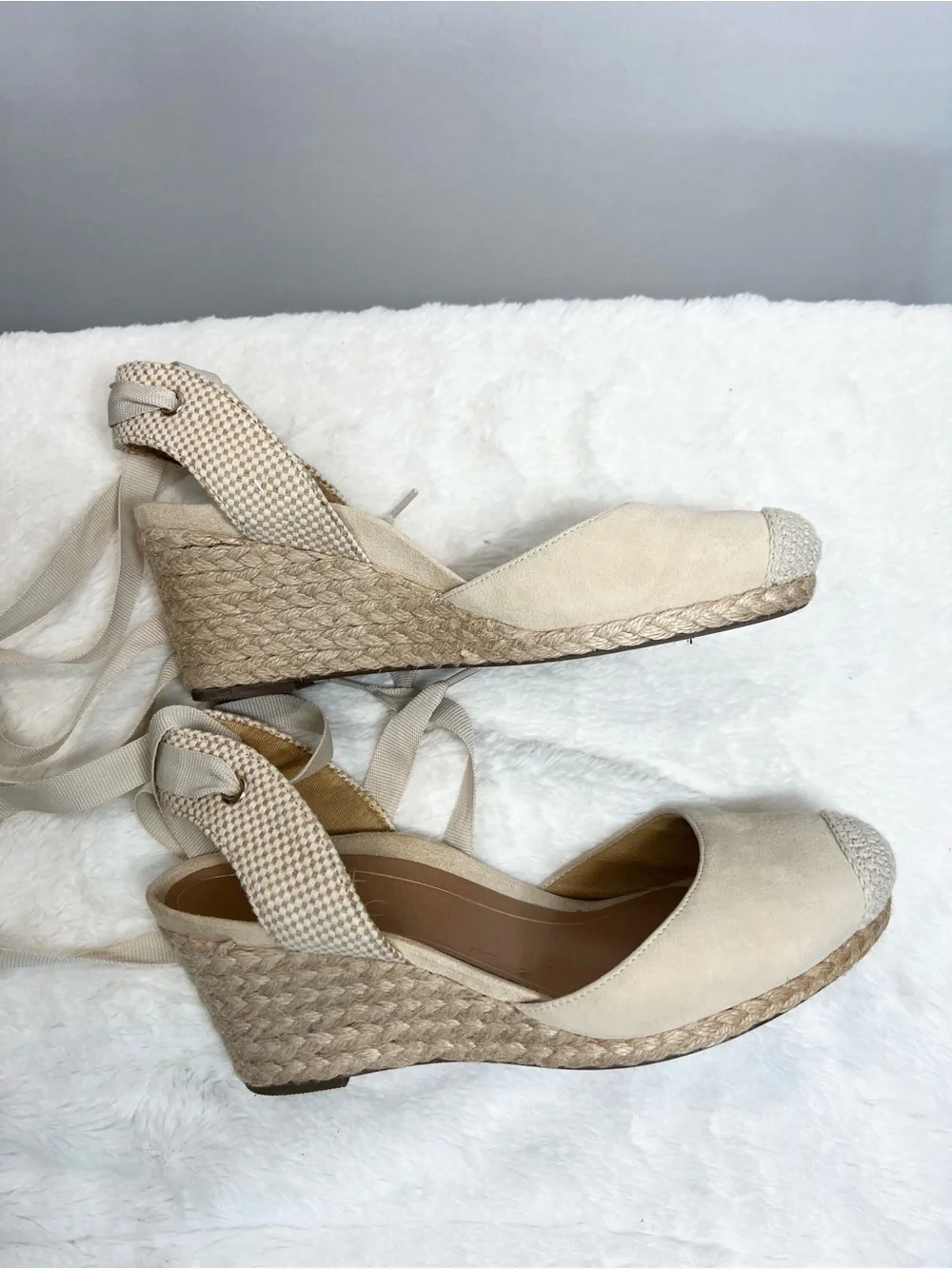 Vionic Aruba Maris Lace-Up Cream Espadrille Wedge Sandals with Ankle Tie sz 7